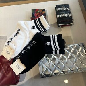 Alexander McQueen sock skull bundle (2 pairs)